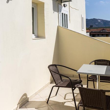 Laganas Strip Mall Apartments Bagian luar foto